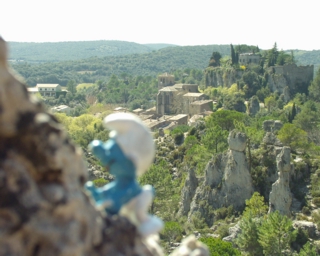Degage le Schtrumphe tu gache la vue .